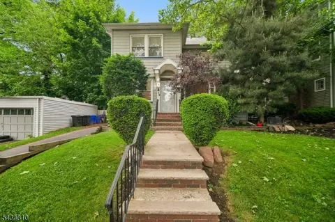 210 Hillside Rd, Elizabeth, NJ 07208