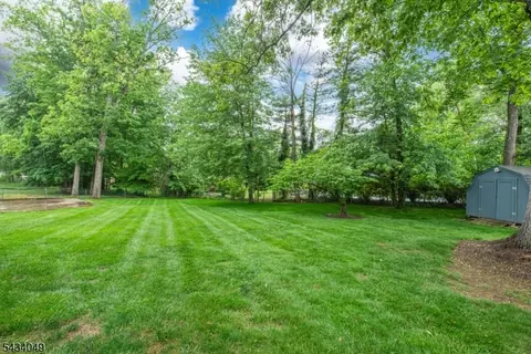 27 Bogert Rd, Pine Brook, NJ 07058 photo 24