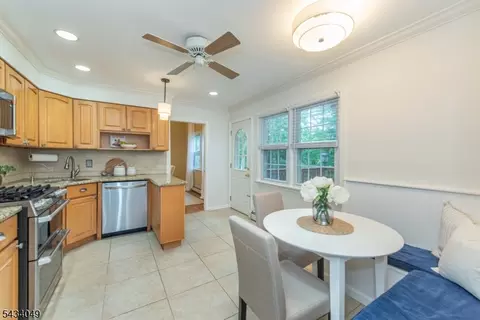 27 Bogert Rd, Pine Brook, NJ 07058 photo 10