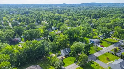 27 Bogert Rd, Pine Brook, NJ 07058 photo 28