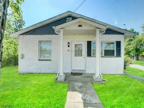 623 Park Ave, Piscataway, NJ 08854