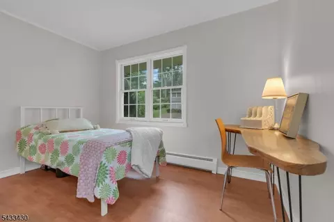 Bedroom - 30 Laurel Dr, Wayne, NJ 07470 photo 10 of 10