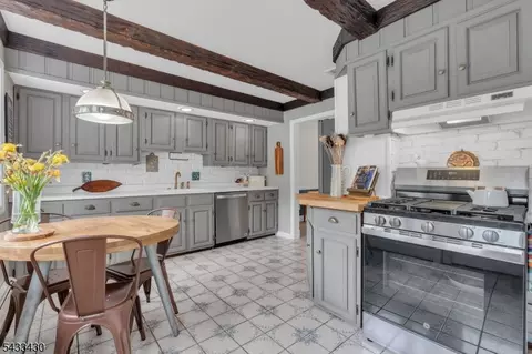 Kitchen - 30 Laurel Dr, Wayne, NJ 07470 photo 1 of 1