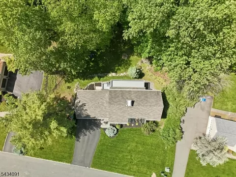 35 Mockingbird, Hackettstown, NJ 07840 photo 2