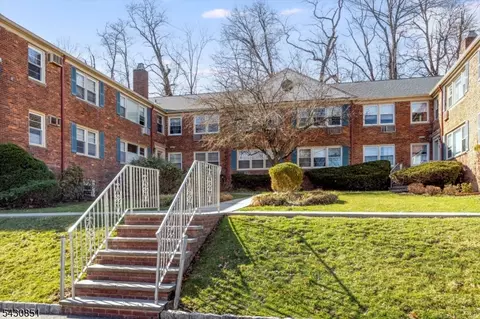 24 Hutton Ave #35, West Orange, NJ 07052