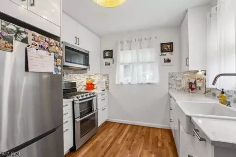 1585 Barton Rd, Union, NJ 07083