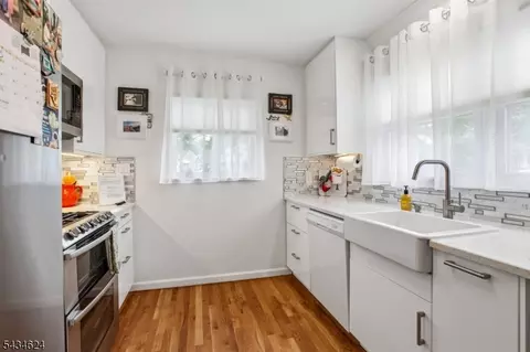 1585 Barton Rd, Union, NJ 07083 photo 2