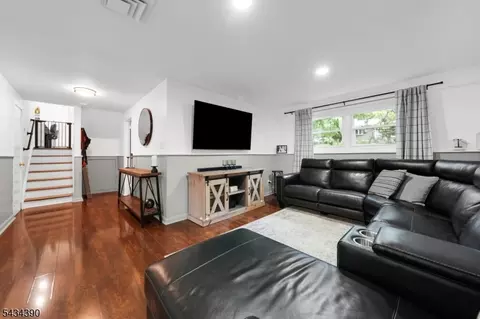 73 Seminole Ave, Wayne, NJ 07470 photo 21