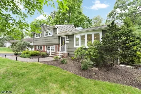 73 Seminole Ave, Wayne, NJ 07470 photo 3