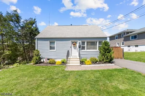 19 Boonton St, Dover, NJ 07801