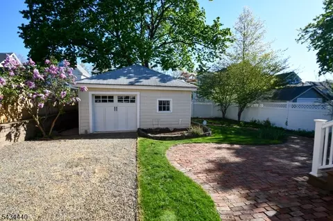 12 Van Dyke Pl, Summit, NJ 07901 photo 6