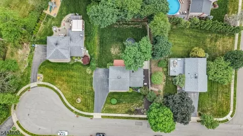 7 Kossuth Pl, Wayne, NJ 07470 photo 38