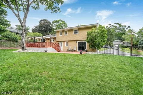 7 Kossuth Pl, Wayne, NJ 07470 photo 32