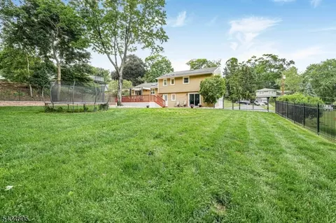 7 Kossuth Pl, Wayne, NJ 07470 photo 33