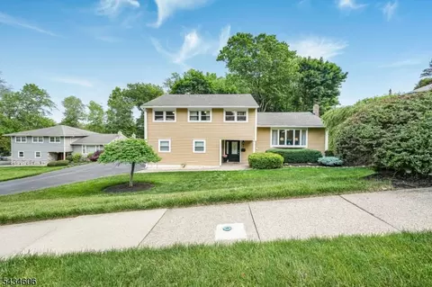 7 Kossuth Pl, Wayne, NJ 07470 photo 36