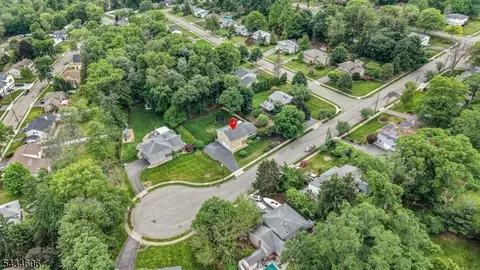 7 Kossuth Pl, Wayne, NJ 07470 photo 40