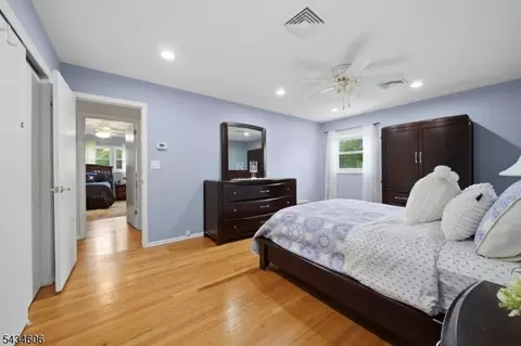 7 Kossuth Pl, Wayne, NJ 07470 photo 19