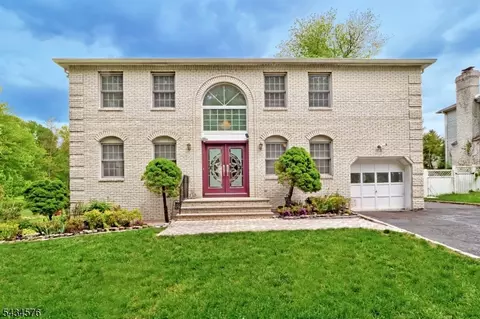 47 Schoener Rd, East Hanover, NJ 07936