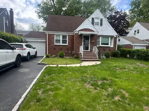 13-38 Hedman Pl, Fair Lawn, NJ 07410