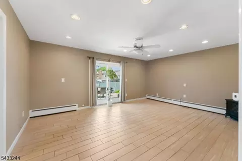 884 Peach Tree Rd, Union, NJ 07083 photo 10