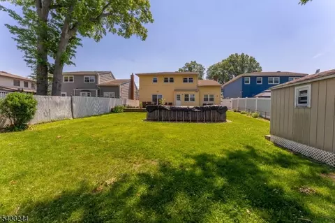 884 Peach Tree Rd, Union, NJ 07083 photo 23