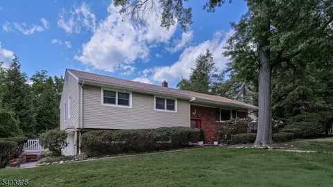277 French Hill Rd, Wayne, NJ 07470