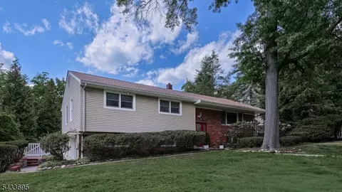 277 French Hill Rd, Wayne, NJ 07470