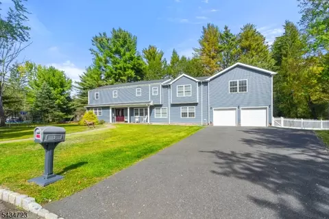 3 Neskell Dr, Basking Ridge, NJ 07920