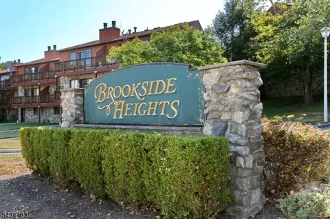 3 Brookside Hts # I, Wanaque, NJ 07465