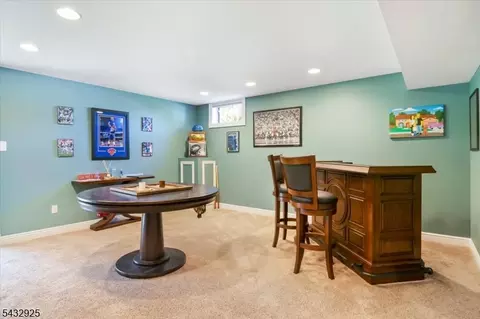 11 Queens Ln, Wayne, NJ 07470 photo 25