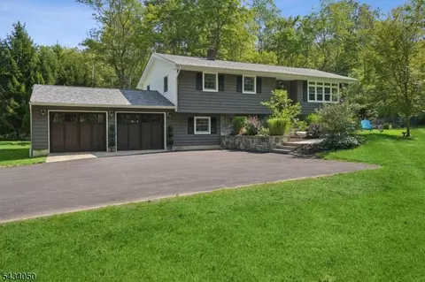 186 Kings Hwy, Hackettstown, NJ 07840