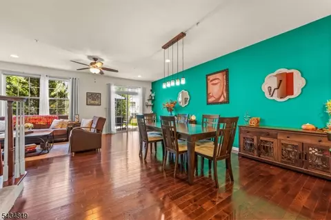 9 Mc Nish Way, Caldwell, NJ 07006