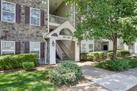 144 Barrister Dr #144, Butler, NJ 07405