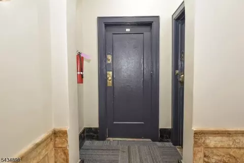 Entry Way - 303 Hamilton Pl #A4, Hackensack, NJ 07601 photo 1 of 2