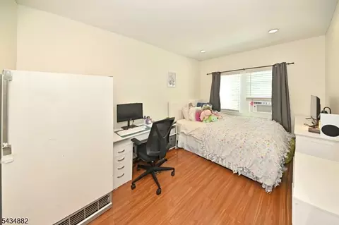 28 Makemoney Ave, Haskell, NJ 07420 photo 13