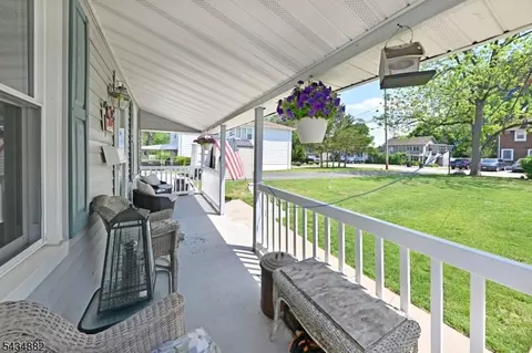 28 Makemoney Ave, Haskell, NJ 07420 photo 3