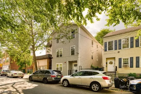 121 N Main St, Paterson, NJ 07522