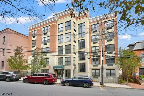 7 Prospect St #410, Morristown, NJ 07960