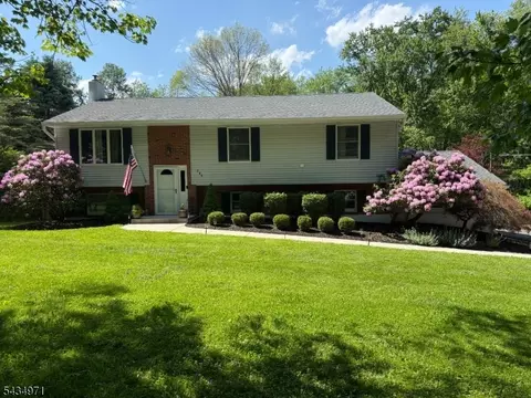 285 Axford Ave, Oxford, NJ 07863