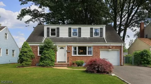 405 Martin Rd, Union, NJ 07083
