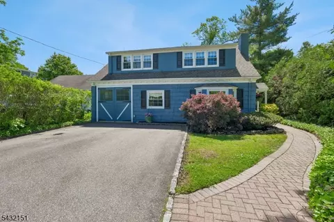150 W End Pl, Cranford, NJ 07016