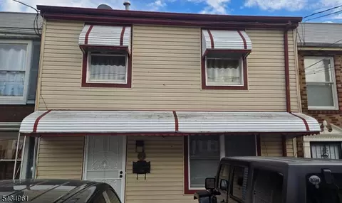 142-144 Pearl St, Paterson, NJ 07501