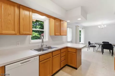 45 Kearney St, Dover, NJ 07801 photo 11