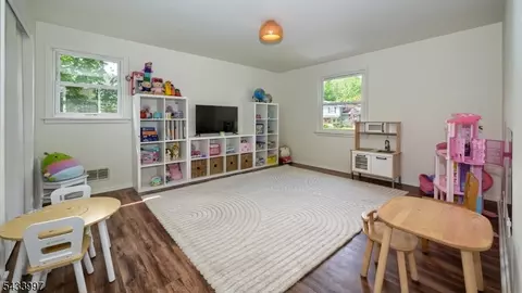 42 Stirling Ln, Wayne, NJ 07470 photo 28