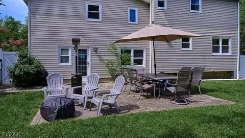 42 Stirling Ln, Wayne, NJ 07470 photo 33