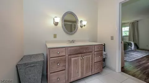 42 Stirling Ln, Wayne, NJ 07470 photo 19