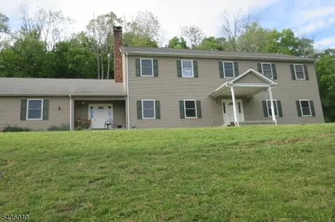 28 Beaver Run Rd, Lafayette, NJ 07848