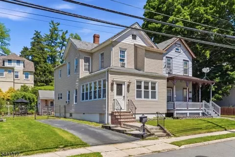 88 12 Madison St, Newton, NJ 07860