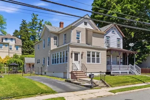 88 12 Madison St, Newton, NJ 07860