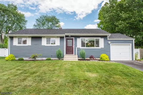 12 Brearly Cres, Flanders, NJ 07836